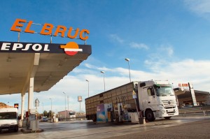 bruc, gasolinera, aparcamiento, gratis