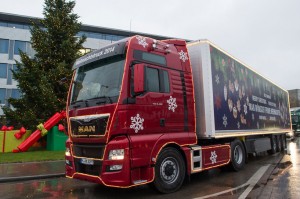 MAN-Christmas-Truck-2014