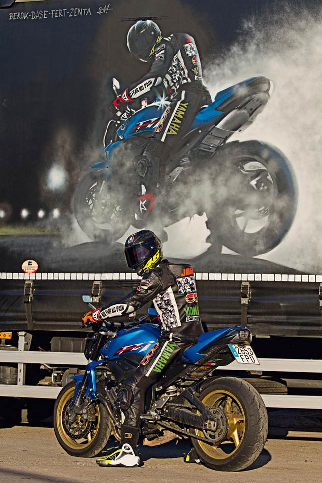 Volvo motard