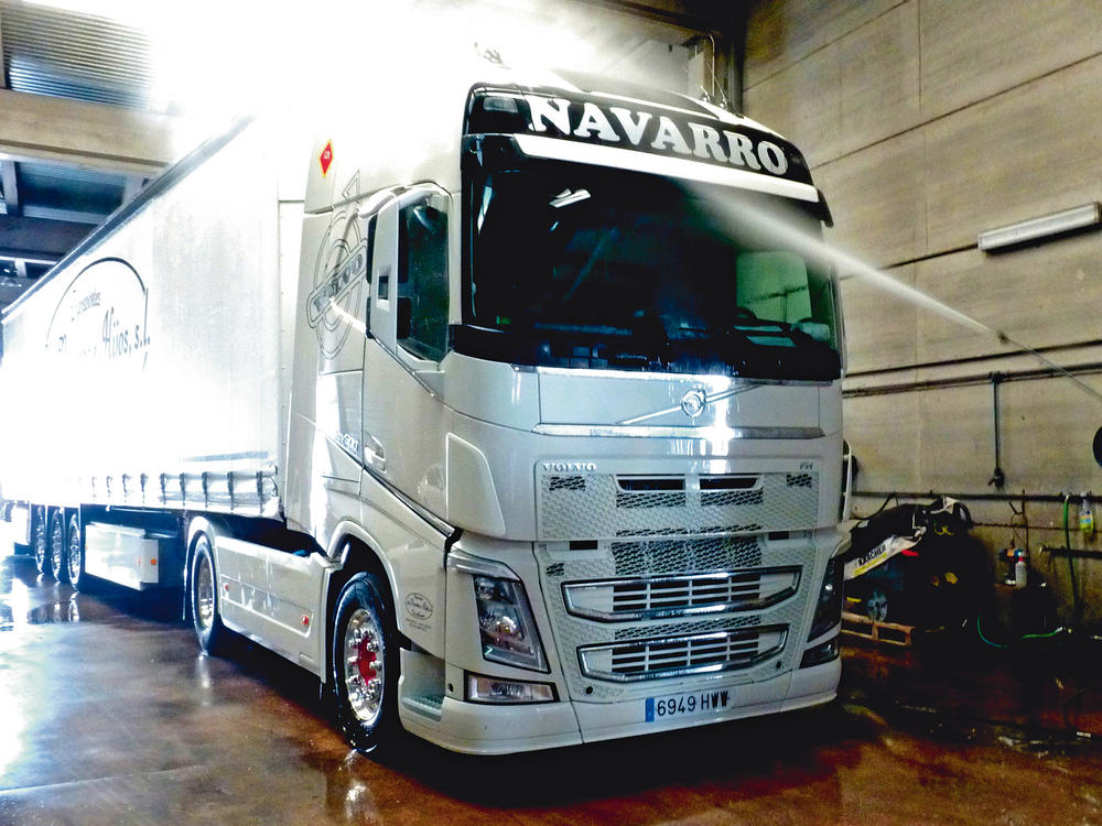 Transportes Luis Navarro