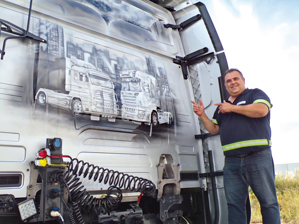 Scania S580 Batman