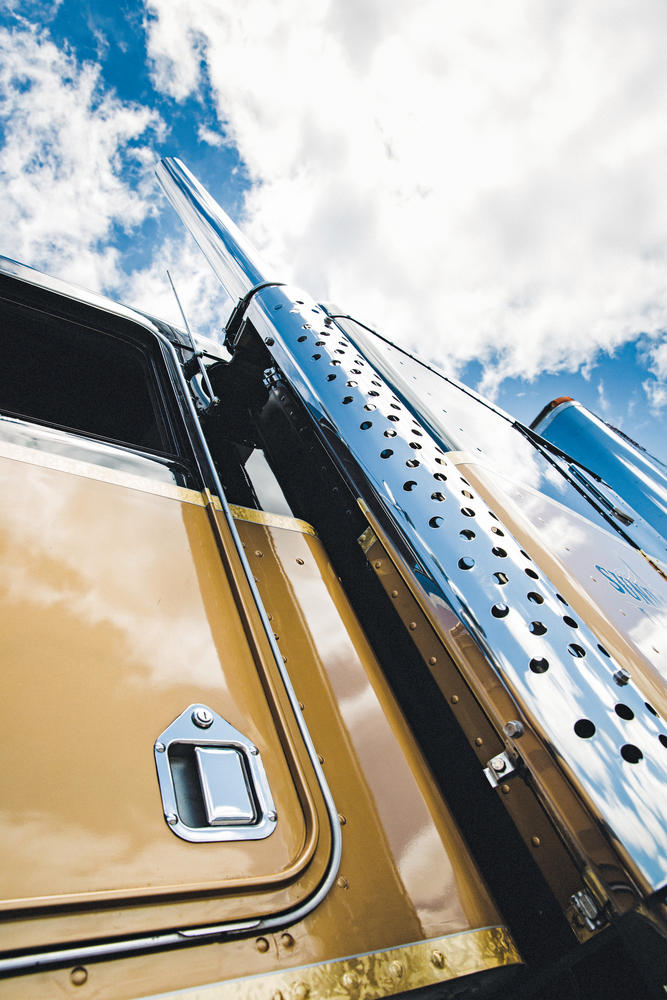 Kenworth W900A