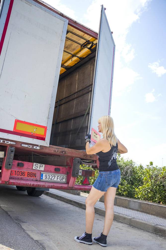 Camionera Eva Sandrine
