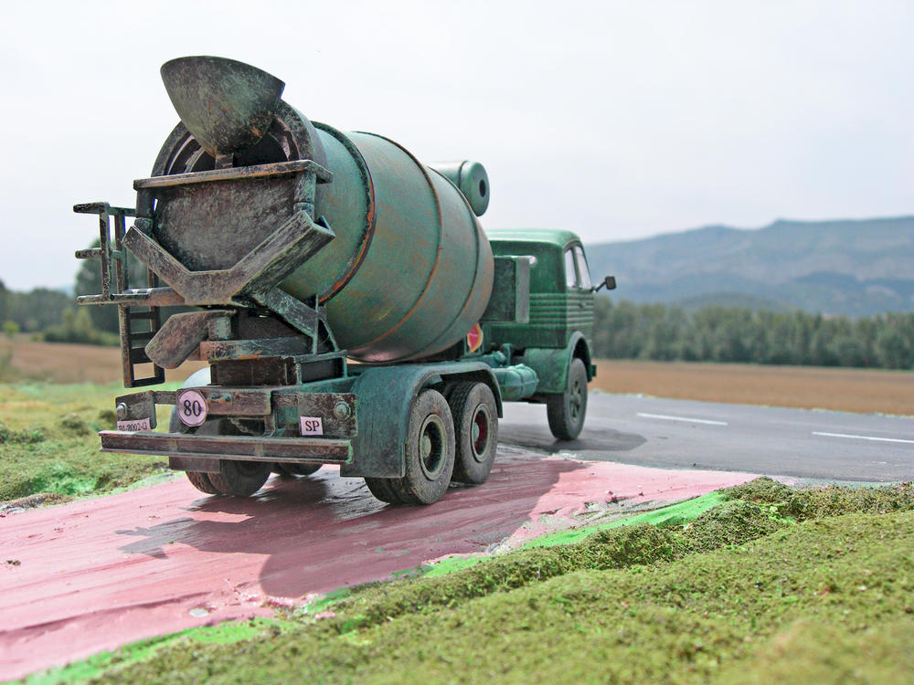 Pegaso hormigonera