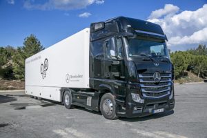 Mercedes-Benz Actros 1863