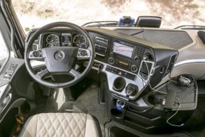 Mercedes-Benz Actros 1863
