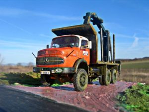 Maqueta Mercedes-Benz Forestal 6x6