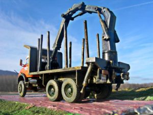 Maqueta Mercedes-Benz Forestal 6x6