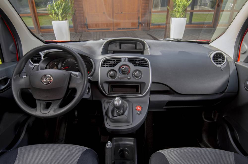 Nissan NV250