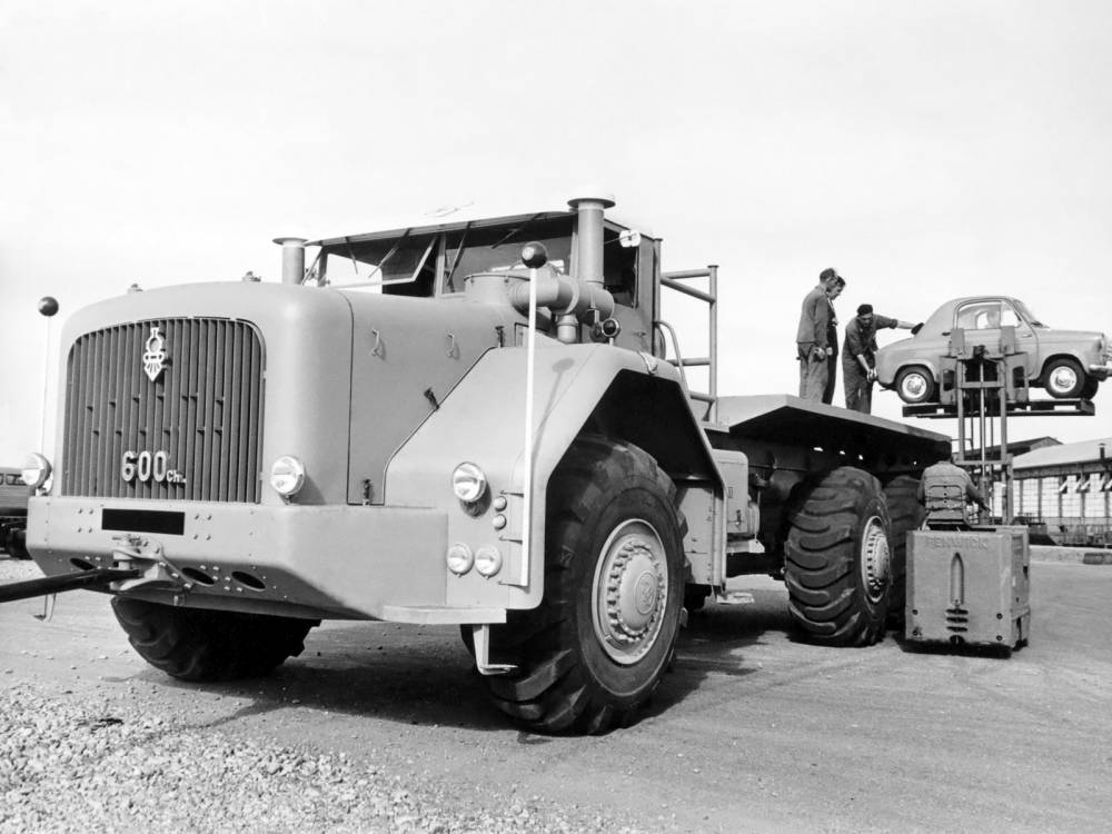 Berliet T100
