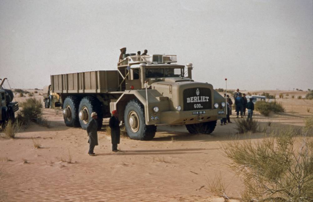 Berliet T100