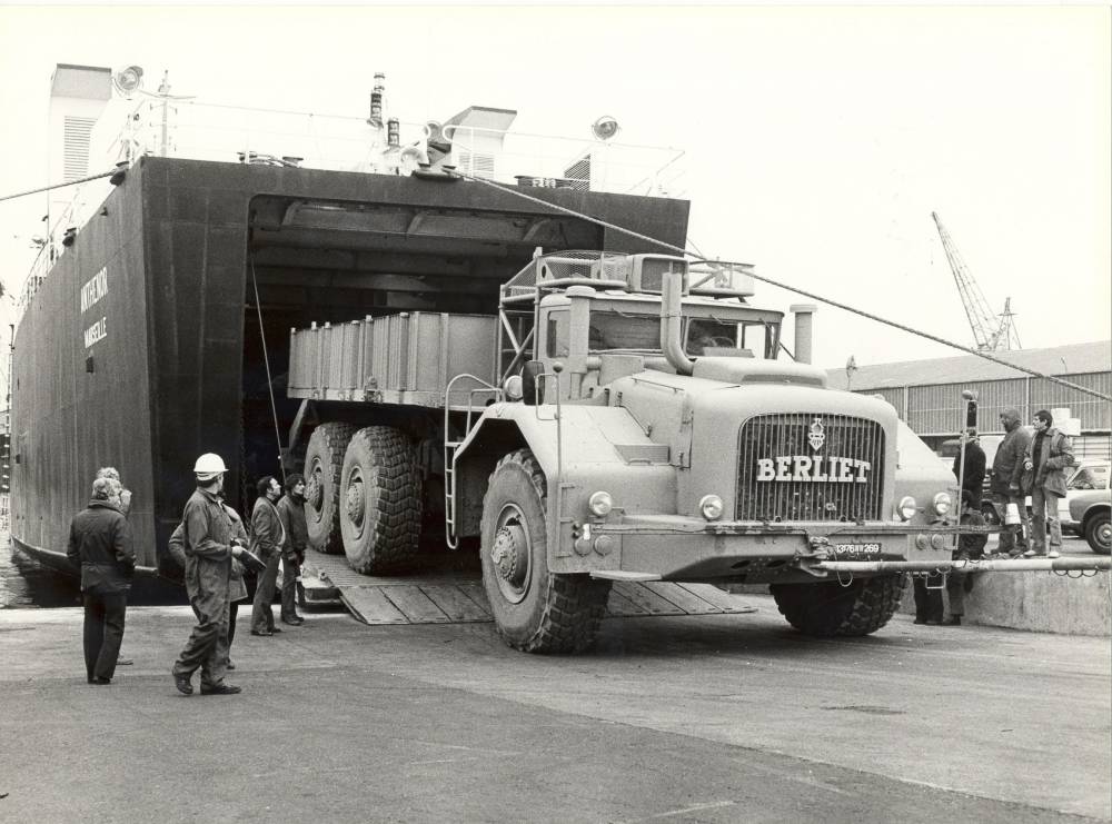 Berliet T100