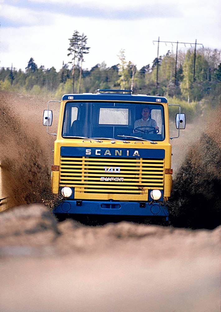 Scania V8
