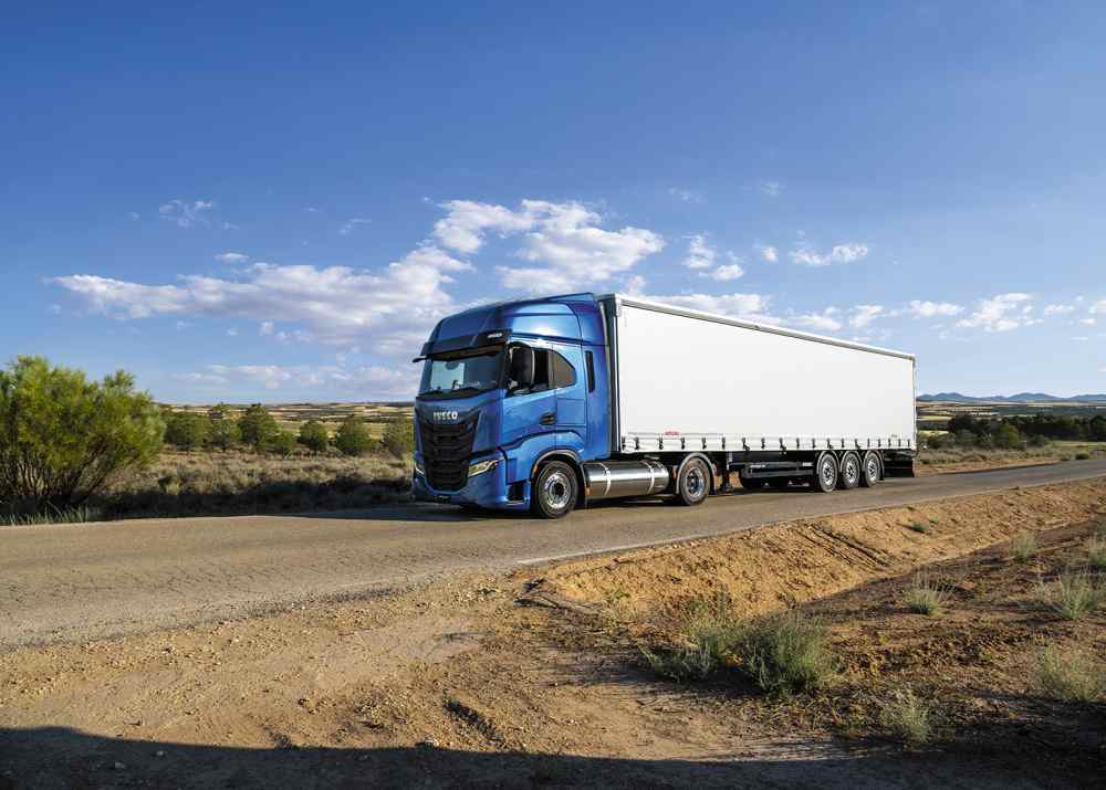 Iveco S-Way NP Sustainable Truck 2021