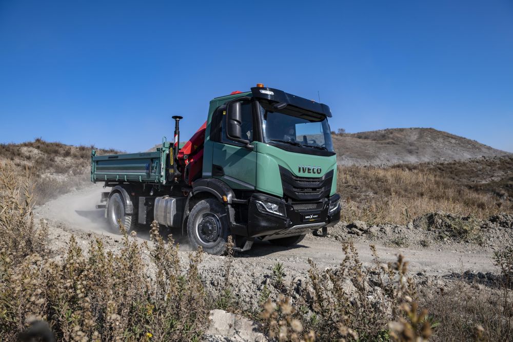 iveco x-way
