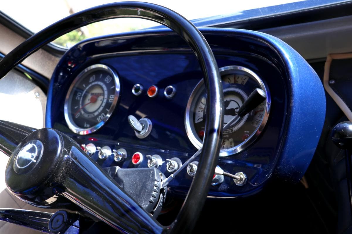 pegaso 1060 interior