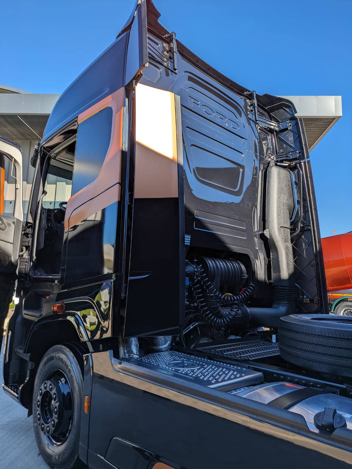 spoiler F-MAX
