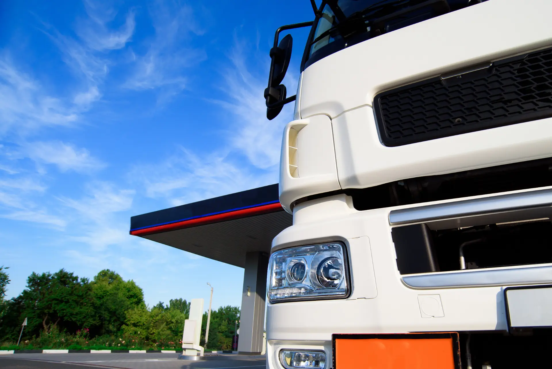 El CNTC acuerda con Transportes cambios en la revisión del precio del transporte y el desglose del carburante